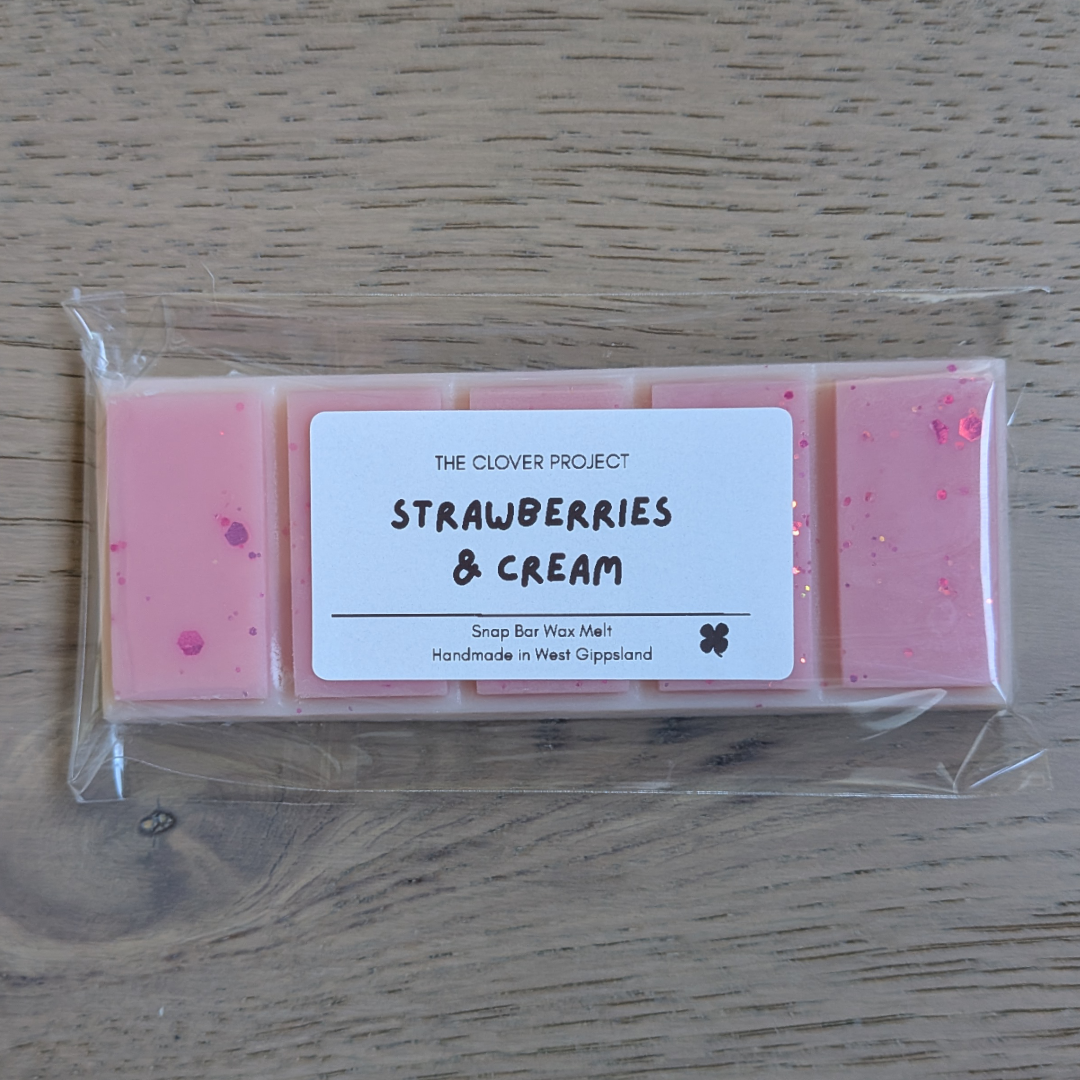 Strawberries & Cream Snap Bar
